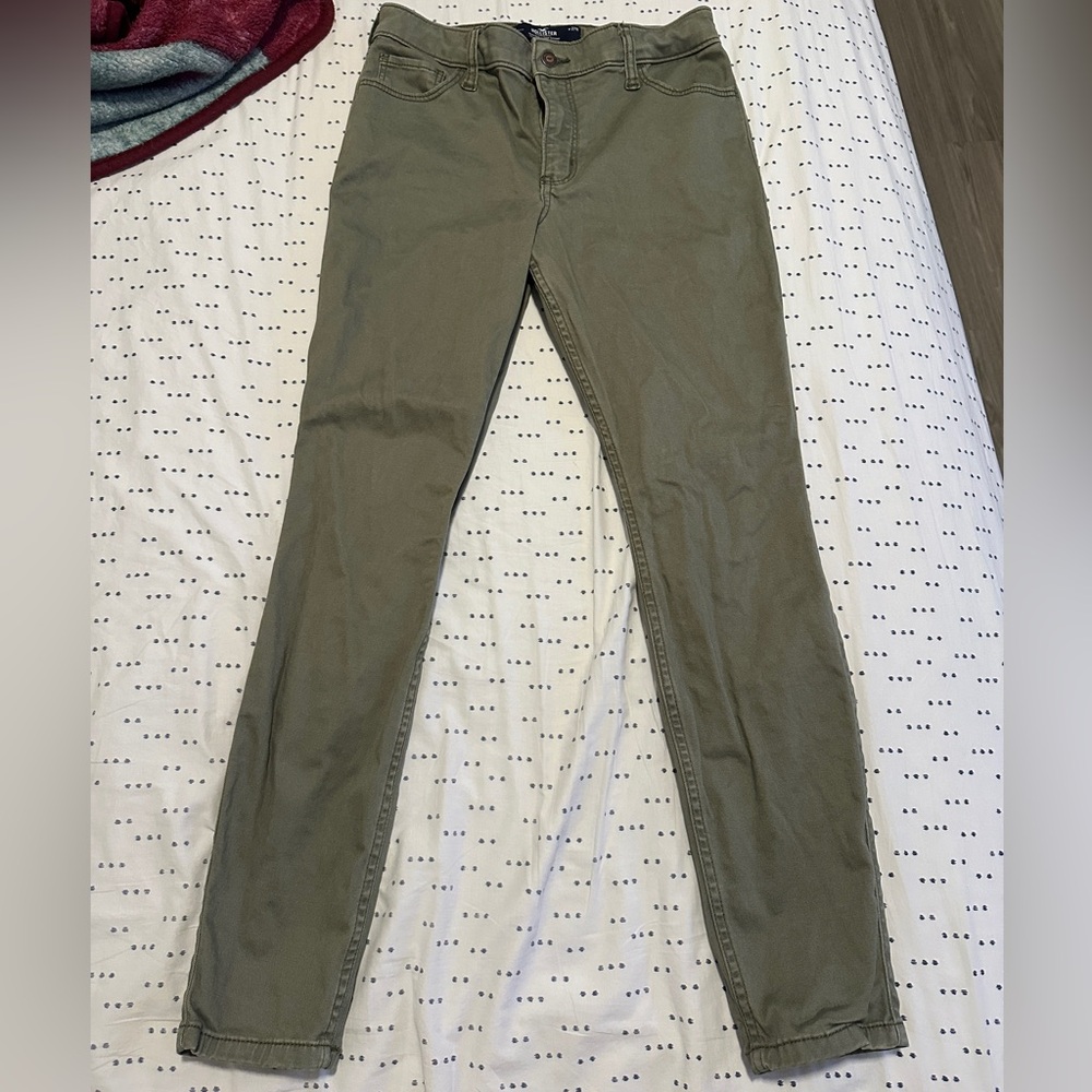 Hollister Khaki Super Skinny Pants
